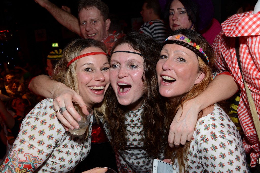 ../Images/Valentijnsbal 100.jpg